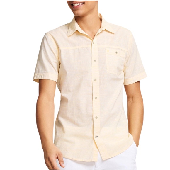 IZOD Saltwater Mens Short Sleeve Button Down Shirt 100% Cotton Front Pocket Sz S - Picture 1 of 11